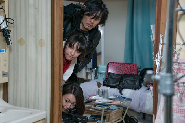 久保田悠来、ダンディーな魅力さく裂！映画『三十路女はロマンチックな夢を見るか？』より（2枚目）