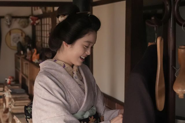 ヘブン（トミー・バストウ）とトキ（高石あかり）の愛すべき日々…朝ドラ「ばけばけ」最終回（第125回）の場面写真（2枚目）