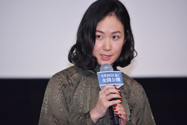 名キャメラマン・木村大作がスマホで岡田准一を撮る！『散り椿』完成披露（4枚目）