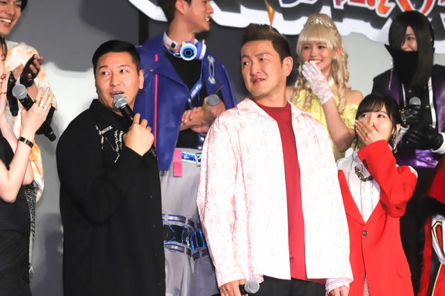 『仮面ライダーギーツ 4人のエースと黒狐』『王様戦隊キングオージャー　アドベンチャー・ヘブン』初日舞台あいさつ（7枚目）