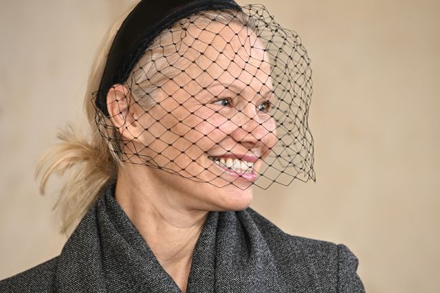 2025年1月パリコレでのパメラ・アンダーソン（5枚目）