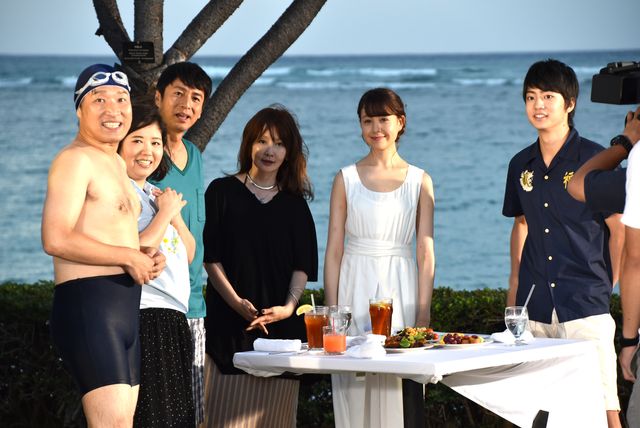 山ちゃん、海から登場！「テラハ」メンバーがハワイに！フォトギャラリー：フォトギャラリー