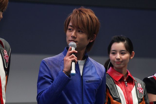 ウルトラマンタカミーの勇姿にウルトラ隊員もホレボレ！フォトギャラリー（3枚目）