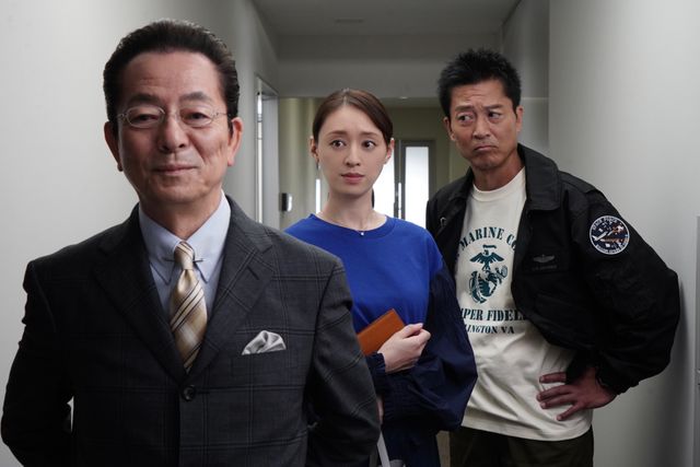 消えた婚約者、背後に怪しい宗教団体…「相棒 season22」第1話（2枚目）