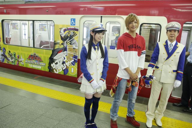 まいんちゃんこと福原遥の車掌姿！「スペシャルトッキュウレッシャー」出発式フォトギャラリー（9枚目）