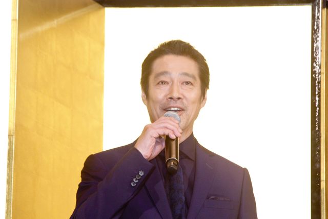 大泉洋、堤真一、長尾謙杜、松本若菜ら金屏風を背景にトーク！『室町無頼』初日舞台挨拶（4枚目）