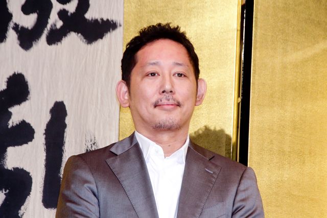 大泉洋、堤真一、長尾謙杜、松本若菜ら金屏風を背景にトーク！『室町無頼』初日舞台挨拶（8枚目）