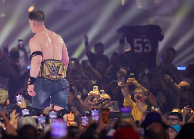 プロセス中のジョン・シナ（3枚目）