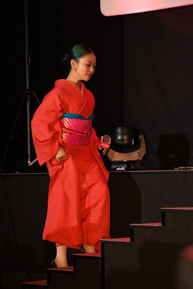 バービー声優・高畑充希、ピンクの着物姿で登場！映画『バービー』ジャパンプレミア（9枚目）