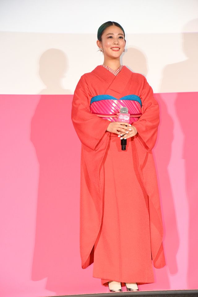 バービー声優・高畑充希、ピンクの着物姿で登場！映画『バービー』ジャパンプレミア（10枚目）