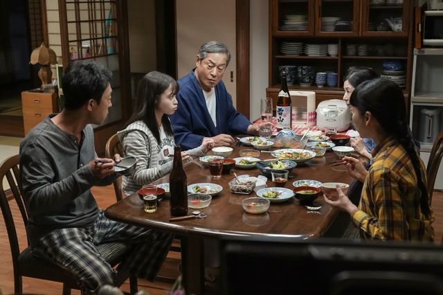 イケメンの先輩・風見（松本怜生）が登場！朝ドラ「おむすび」第2回（2枚目）