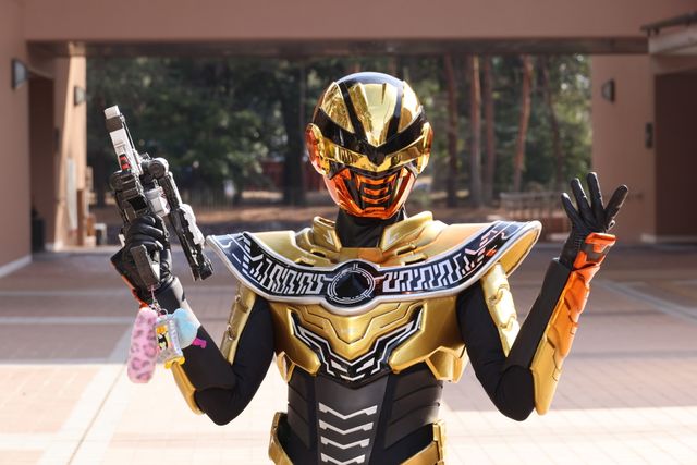 学生時代のキキコト登場！「超宇宙刑事ギャバン インフィニティ」第9話場面写真（5枚目）