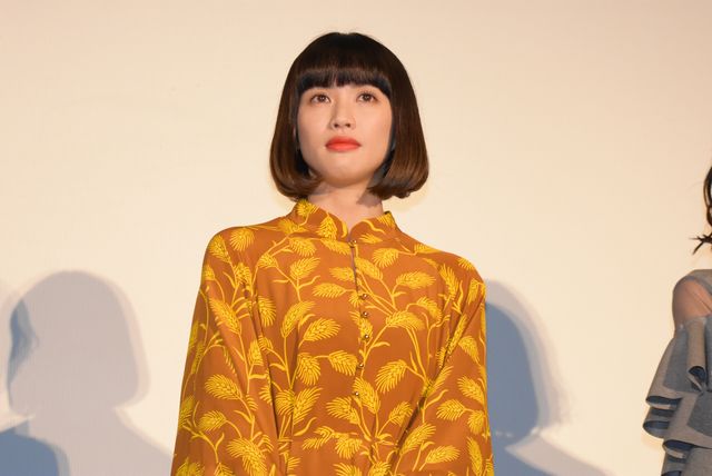 出産後の市川由衣、まさかのぎっくり腰！映画『愚行録』初日舞台あいさつフォトギャラリー（10枚目）