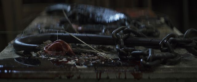 【12枚】男は喰い、女は飼う…カナダ発の食人ホラー『人肉村』（3枚目）