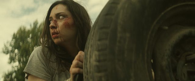 【12枚】男は喰い、女は飼う…カナダ発の食人ホラー『人肉村』（9枚目）