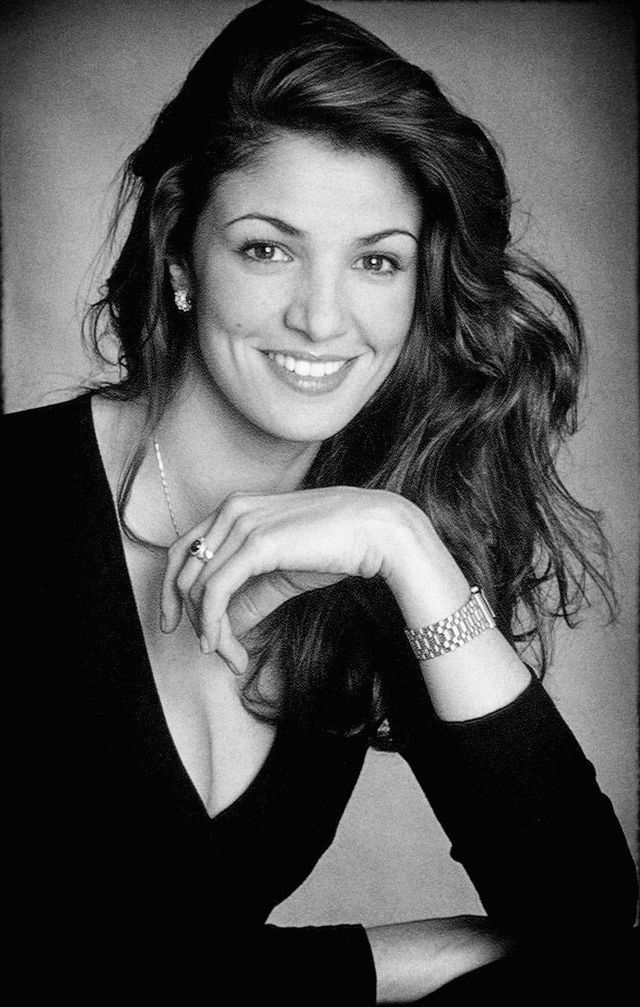 ナディア・ファレスさん（3枚目）