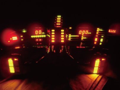 電気自動車「ナイト 2000 EV」フォトギャラリー（2枚目）