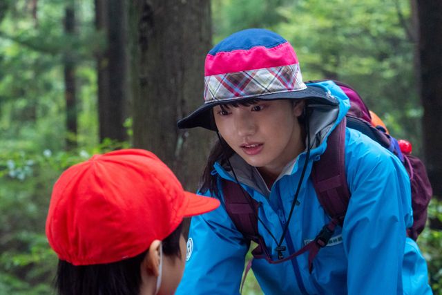 百音は小学生たちと山に足を踏み入れるが…「おかえりモネ」第8回：フォトギャラリー