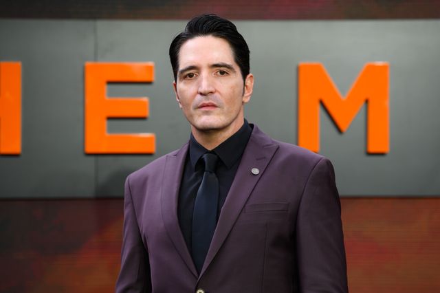 悪役ベガを演じるデヴィッド・ダストマルチャン（2023年撮影）