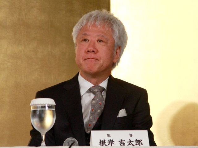 寺島しのぶ＆中谷美紀の美しい着物姿フォトギャラリー｜シネマトゥデイ