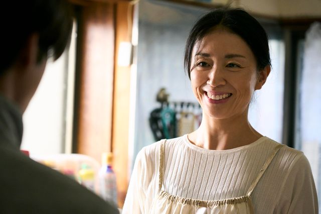 『エゴイスト』鈴木亮平の少年期に注目の若手！新キャスト場面写真（2枚目）