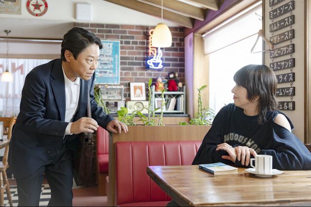 「不適切にもほどがある！」キョンキョンとの遭遇にムッチ先輩驚愕！第8話場面写真（4枚目）