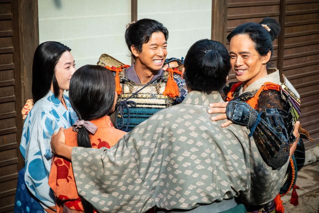 「豊臣兄弟！」想定外の悲劇に激震…仲野太賀号泣の第8回場面写真（2枚目）