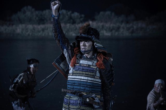 「豊臣兄弟！」想定外の悲劇に激震…仲野太賀号泣の第8回場面写真（8枚目）