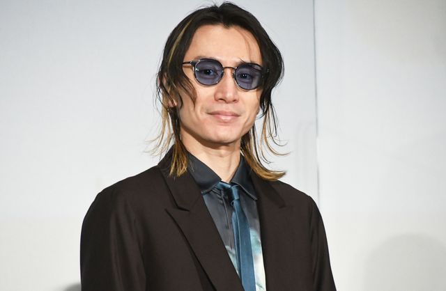 関ジャニ∞安田章大の笑顔！映画『嘘八百　なにわ夢の陣』公開記念舞台あいさつ（3枚目）