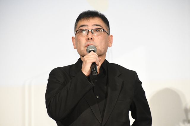 関ジャニ∞安田章大の笑顔！映画『嘘八百　なにわ夢の陣』公開記念舞台あいさつ（16枚目）