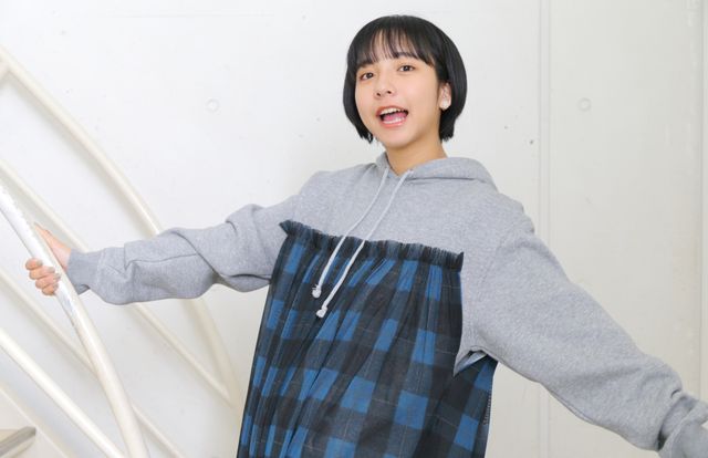 山之内すず