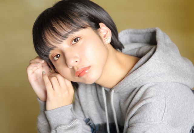 山之内すず