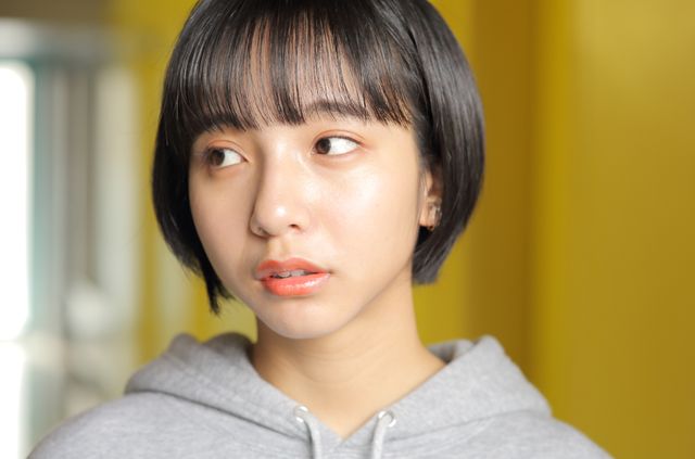 山之内すず