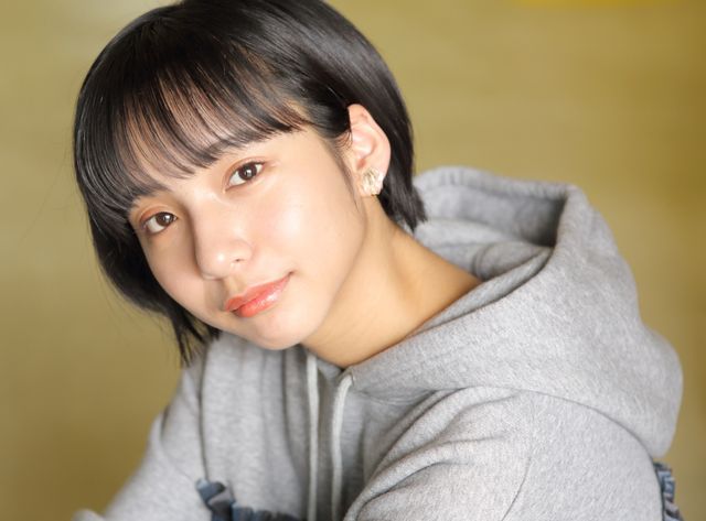 山之内すず