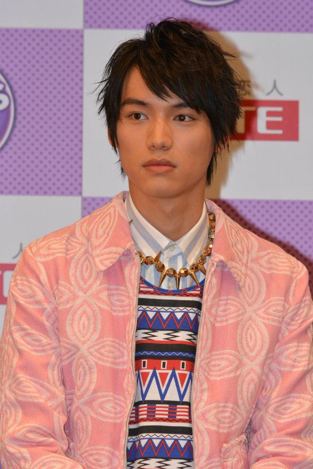 大ブレイクの福士蒼汰「ガラリとイメージチェンジしたい」と抱負！　渡辺直美はボン・キュッ・ボンへ　画像ギャラリー（11枚目）