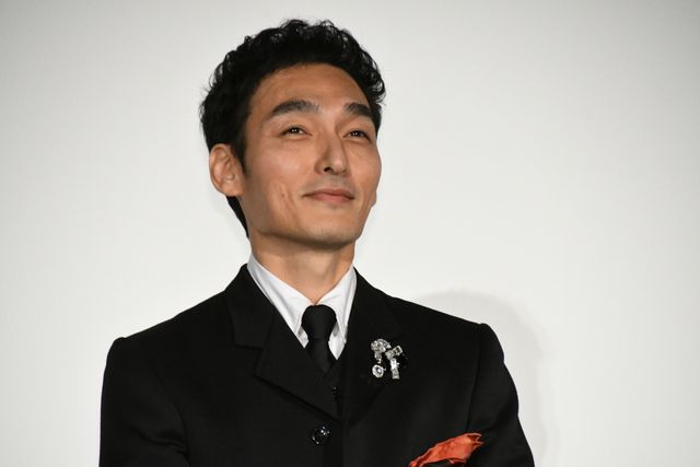 草なぎ剛の次回作キャストも発表！『ミッドナイトスワン』公開3周年記念舞台あいさつ（4枚目）