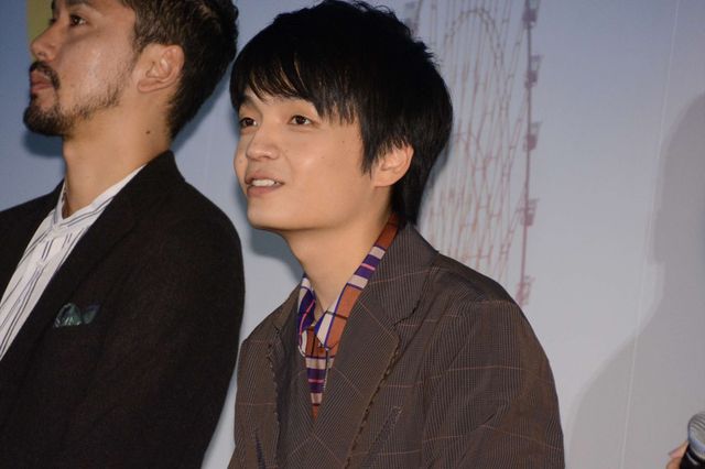 波瑠、ブルーの装いが美しい！『オズランド　笑顔の魔法おしえます。』プレミア上映会（5枚目）