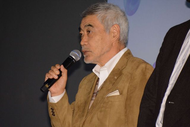 波瑠、ブルーの装いが美しい！『オズランド　笑顔の魔法おしえます。』プレミア上映会（9枚目）