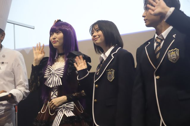 山口真帆、キュートなゴスロリ衣装姿！『ショコラの魔法』上映記念舞台あいさつ（4枚目）