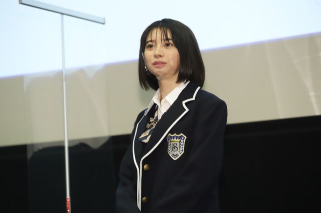 山口真帆、キュートなゴスロリ衣装姿！『ショコラの魔法』上映記念舞台あいさつ（9枚目）