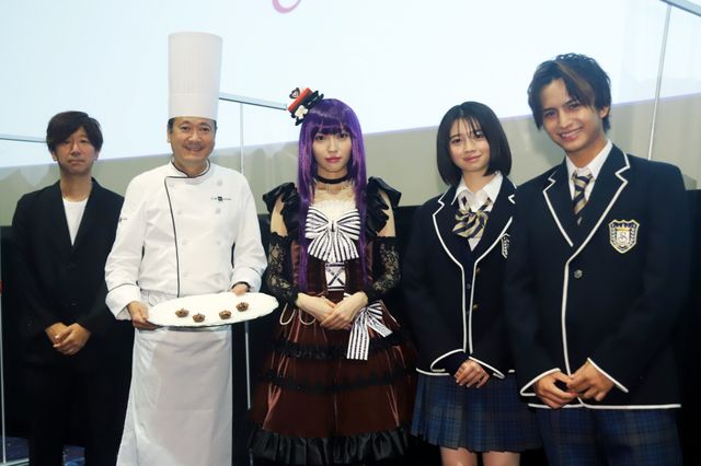 山口真帆、キュートなゴスロリ衣装姿！『ショコラの魔法』上映記念舞台あいさつ（15枚目）