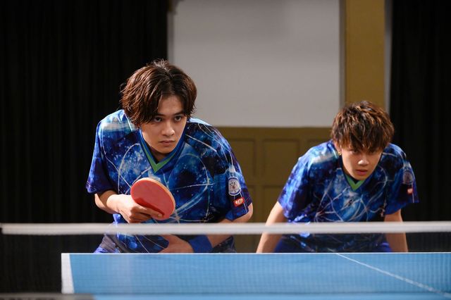 律と松陰がダブルスペアに！「FAKE MOTION -卓球の王将-」第7話（4枚目）