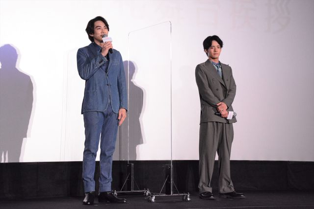 赤楚衛二＆町田啓太、笑顔でチェリまほポーズ！映画『チェリまほ THE MOVIE』大ヒット御礼舞台あいさつ（13枚目）