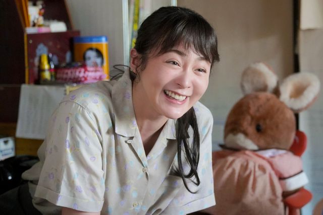 草なぎ剛、子役と笑顔！『サバカン SABAKAN』場面写真12枚（7枚目）