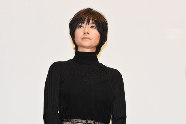 真木よう子、松田龍平のダメ男役に「嫌いではないけど、経済面が問題」　画像ギャラリー（2枚目）