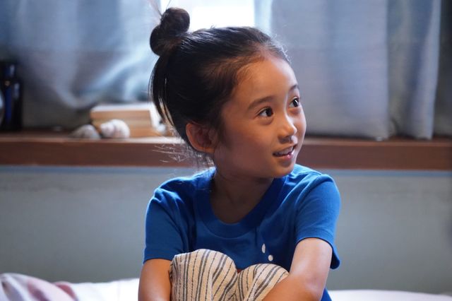 「海のはじまり」目黒蓮の不器用なパパぶりが可愛すぎる！第5話場面写真（2枚目）