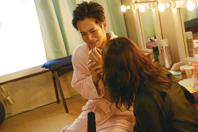 松坂桃李、光宗薫、菅田将暉ら豪華キャストも登場！多部未華子×綾野剛『ピース　オブ　ケイク』フォトギャラリー（4枚目）