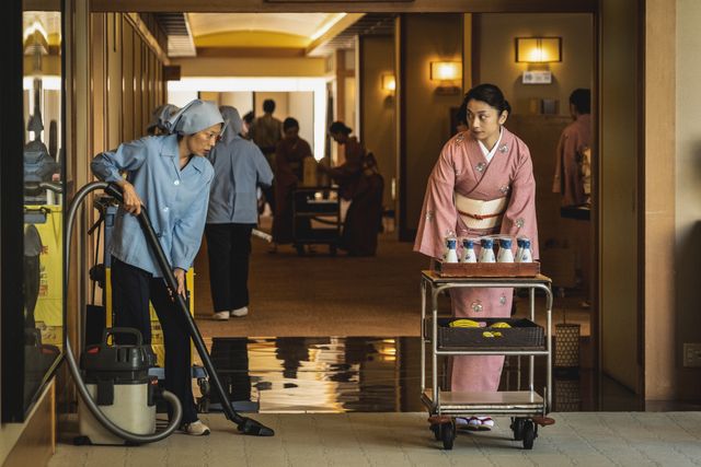 Netflixシリーズ「地面師たち」場面写真（7枚目）