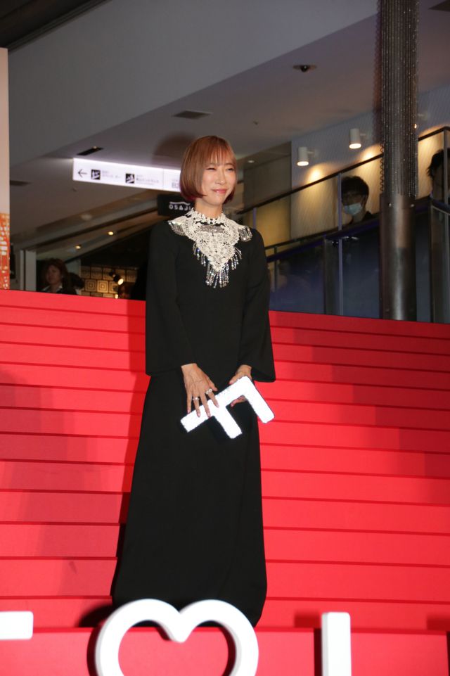 中谷美紀、池田エライザらがゴージャスドレスで登場！「FOLLOWERS」ワールドプレミアイベント：フォトギャラリー