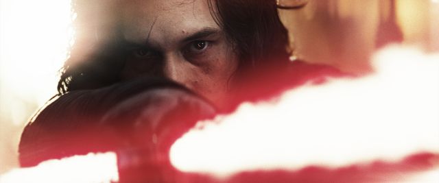 画像は『スター・ウォーズ/最後のジェダイ』でのカイロ・レン